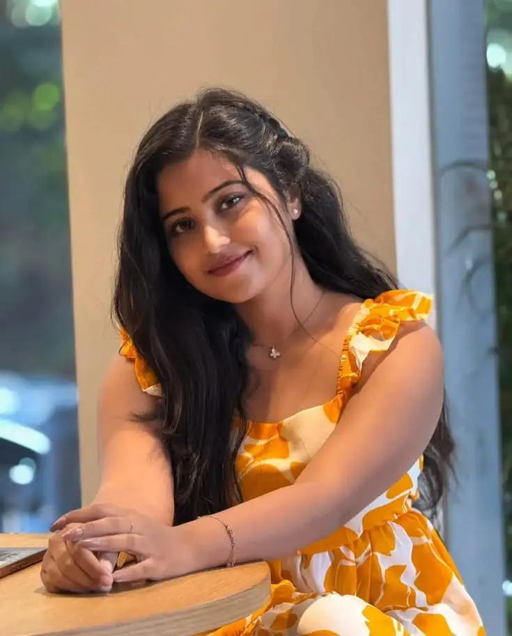 Vadodara call girl no